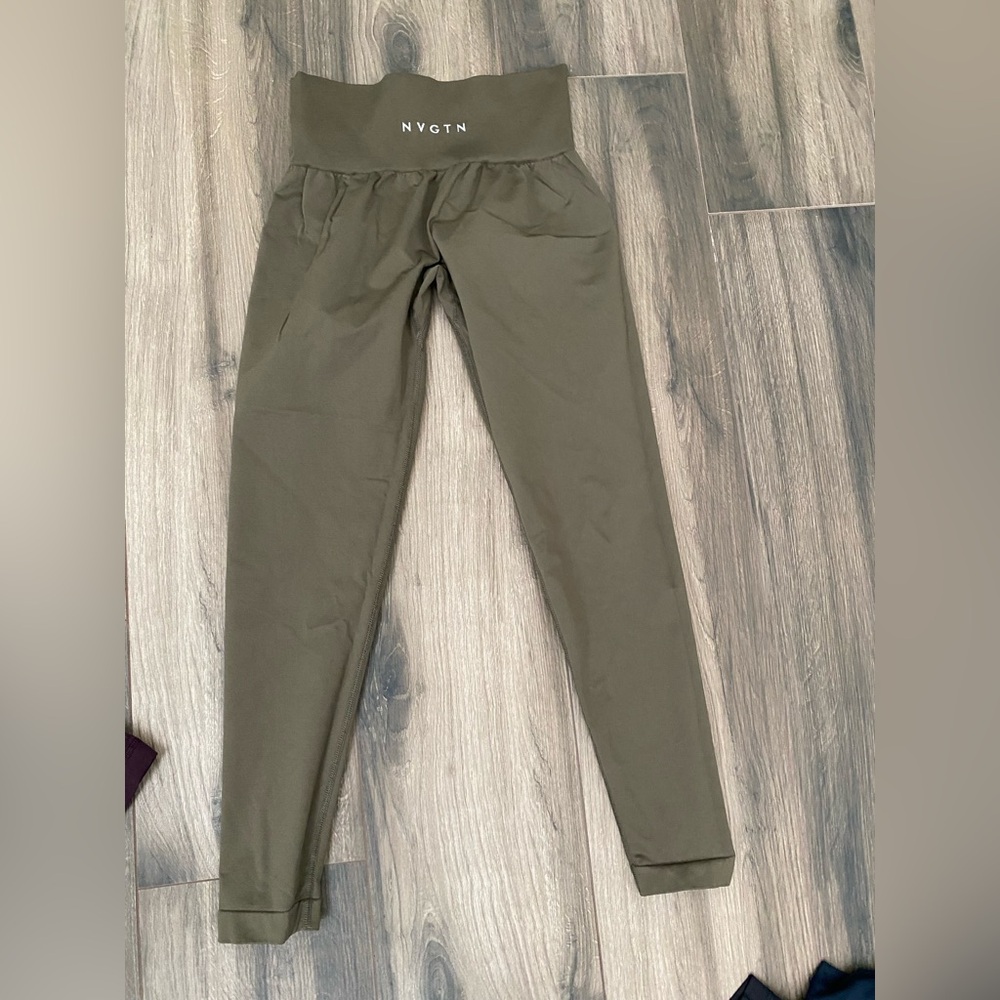 Nvgtn leggings excellent condition